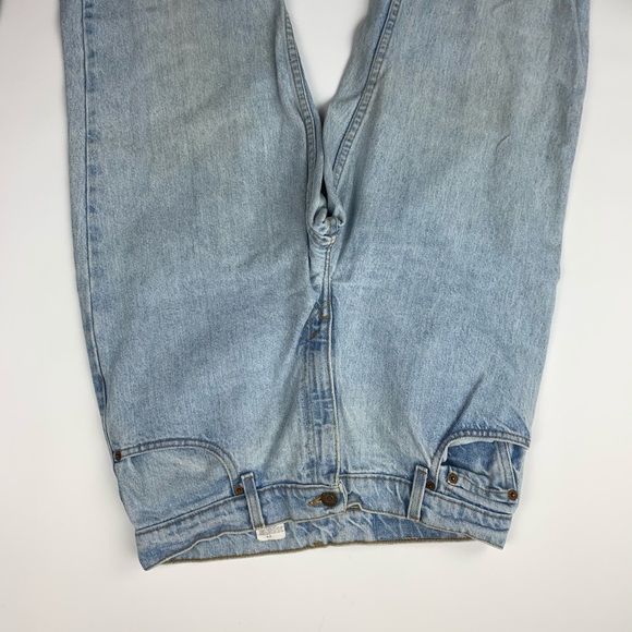 Vintage Levi’s 550 Relaxed Fit Tapered Leg Jeans👖 - Picture 4 of 7